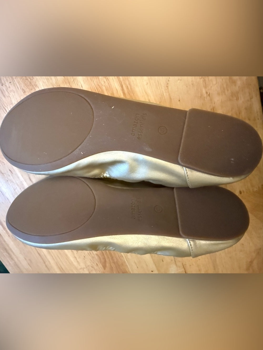 Amazon Essentials Metallic Gold Slip-On Ballet Flats