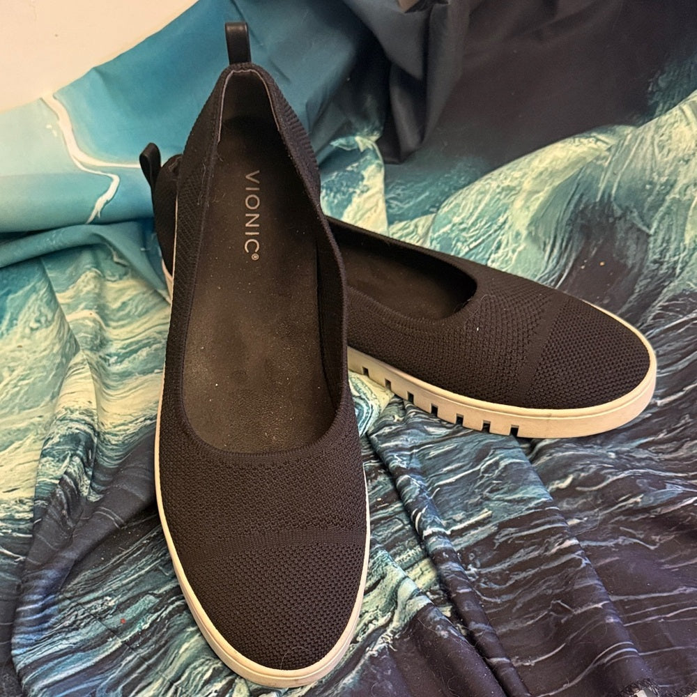 Vionic Black Knit Slip-On Flats with White Sole Trim