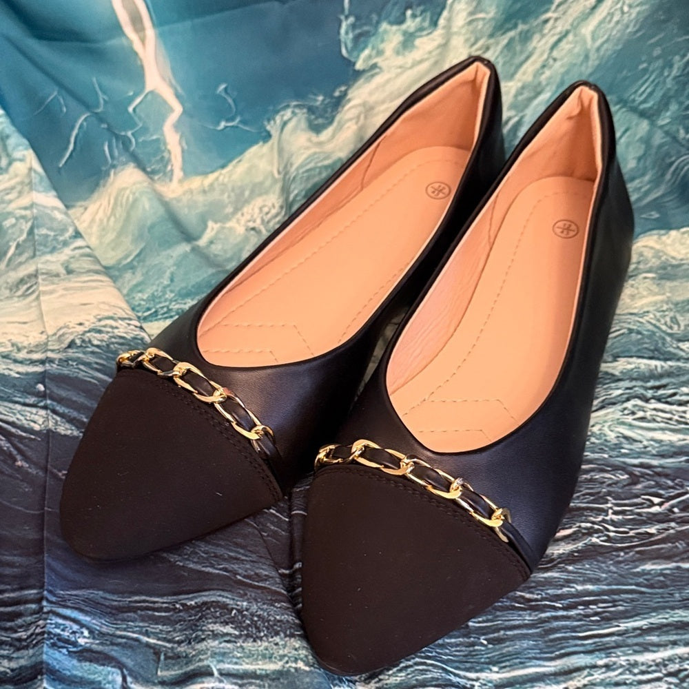 Women's Black Pointed Chain-Accent Flats